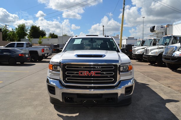 gmc sierra 3500 chassis cab 2018 1GD41VCY6JF159466 image gmc sierra 3500 chassis cab 2018 1GD41VCY6JF159466 image